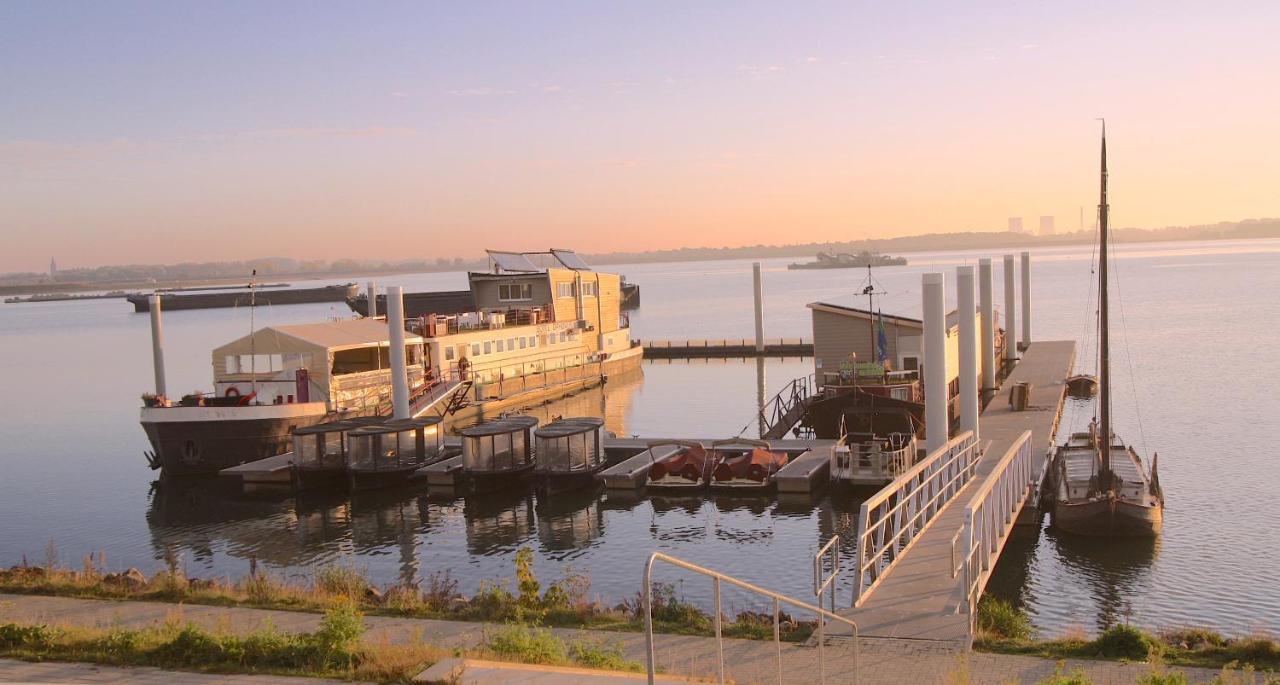 Botel Ophoven Kinrooi Exterior foto